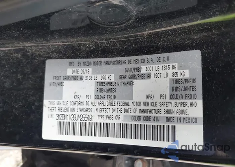 2018 Mazda Mazda3 Touring z USA, uszkodzony, nr VIN 3MZBN1V39JM256491